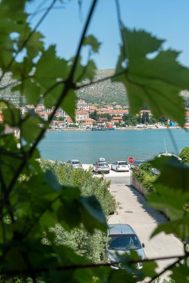Studio Apartman Duje Trogir Exteriör bild